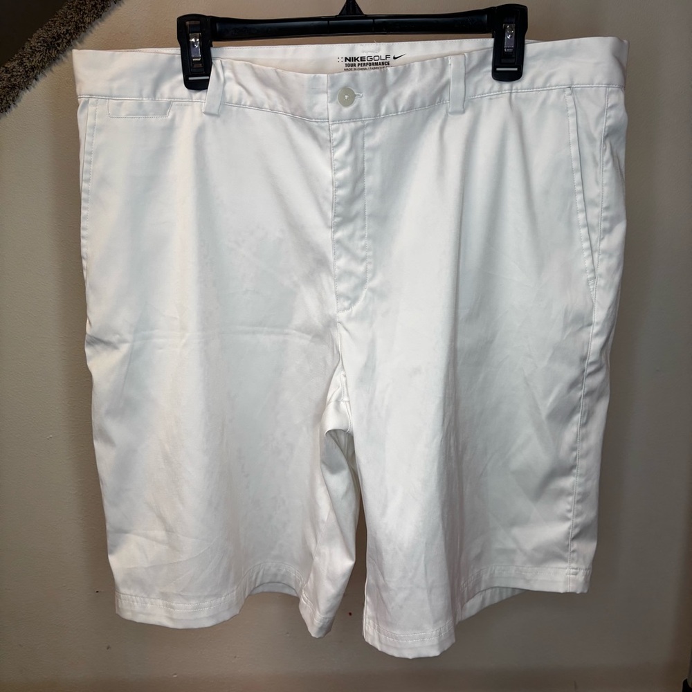 Nike White Men’s Flat Front Golf Shorts